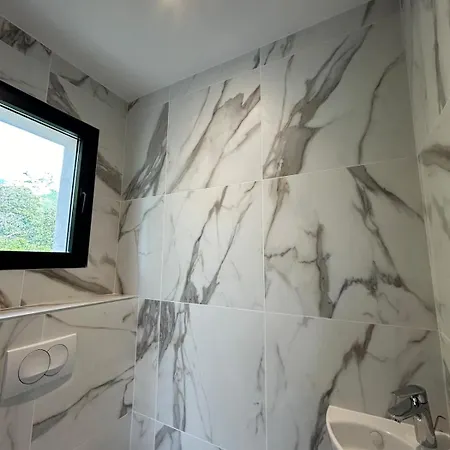 Bas De Entierement Equipee Apartament Calenzana